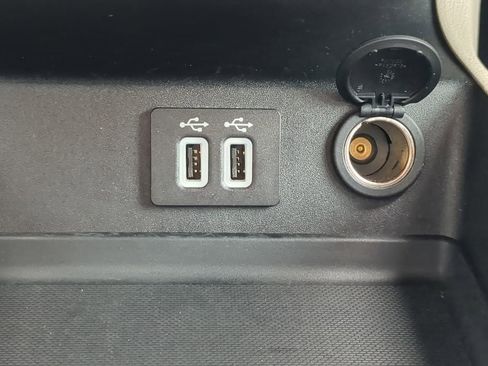 Used 2019 Ford Fusion SEL FWD image 20