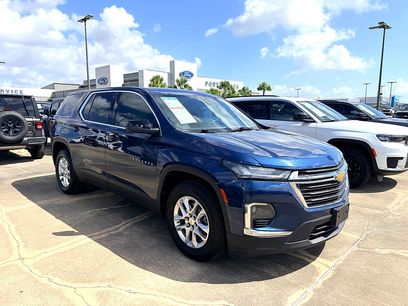 Used 2023 Chevrolet Traverse LS