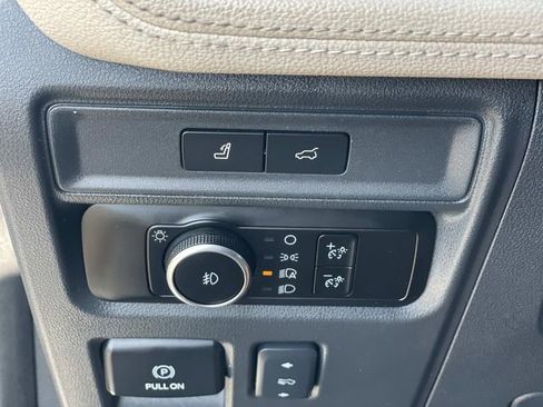 Used 2024 Ford Expedition Max Limited image 20