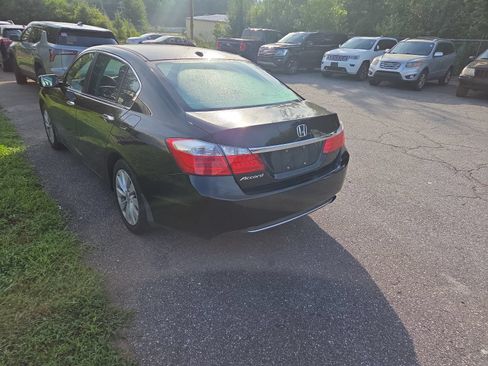 Used 2015 Honda Accord EX-L image 7