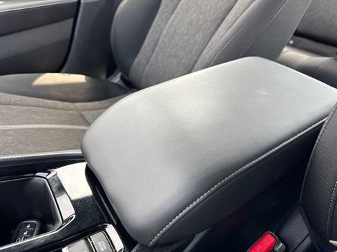 Used 2025 Honda Accord Sport image 14