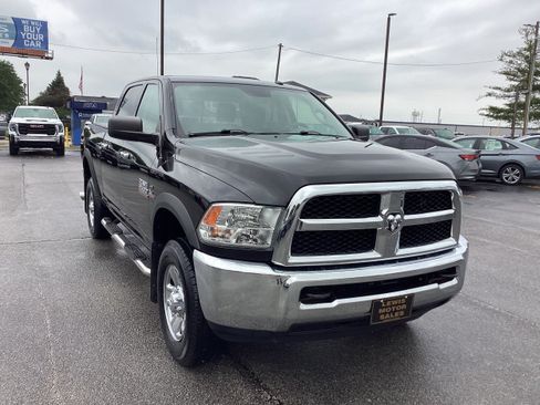 Used 2017 RAM 2500 SLT AWD/4WD image 2
