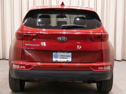 Used 2019 Kia Sportage LX image 4
