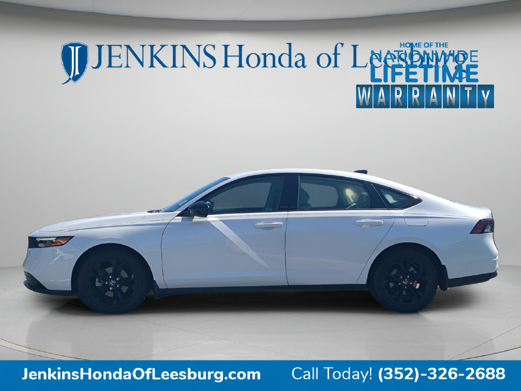 Used 2025 Honda Accord SE image 7