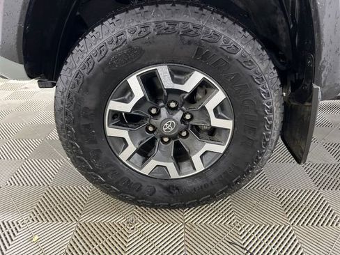 Used 2023 Toyota Tacoma TRD Off-Road image 26