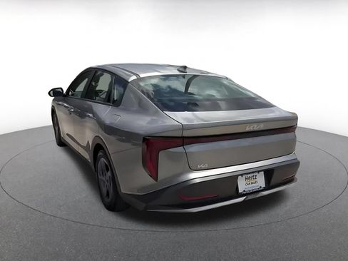 Used 2025 Kia K4 FWD image 11