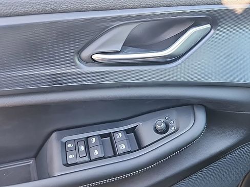 New 2025 Jeep Grand Cherokee Laredo X w/ Luxury Tech Group I AWD/4WD image 24