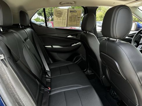 Used 2023 Buick Encore GX Essence w/ Experience Buick Package FWD image 31