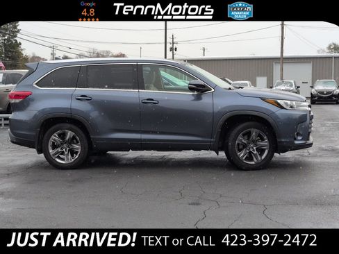 Used 2019 Toyota Highlander Limited Platinum image 4