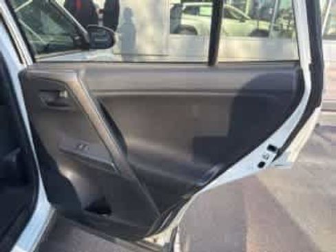 Used 2018 Toyota RAV4 LE image 15