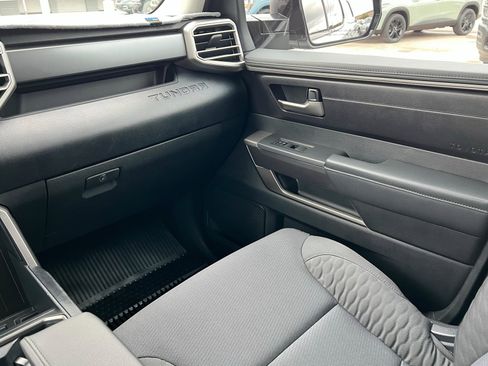 Used 2022 Toyota Tundra SR5 image 11