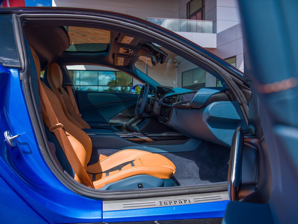 Certified 2025 Ferrari 12Cilindri RWD image 27