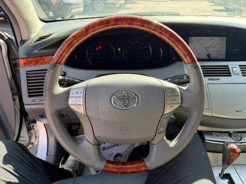 Used 2005 Toyota Avalon Limited FWD image 13