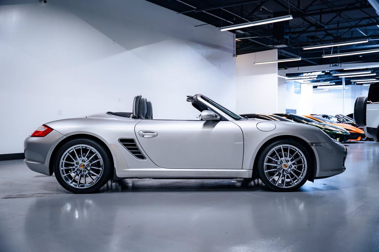 Used 2005 Porsche Boxster RWD image 33