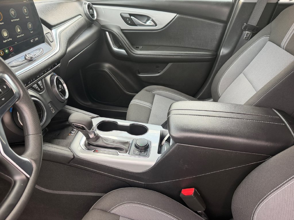 Used 2024 Chevrolet Blazer LT w/ Convenience Package FWD image 12