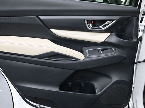 Used 2022 Subaru Ascent Limited image 18