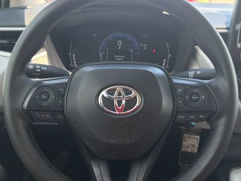 Used 2026 Toyota Corolla LE FWD image 22