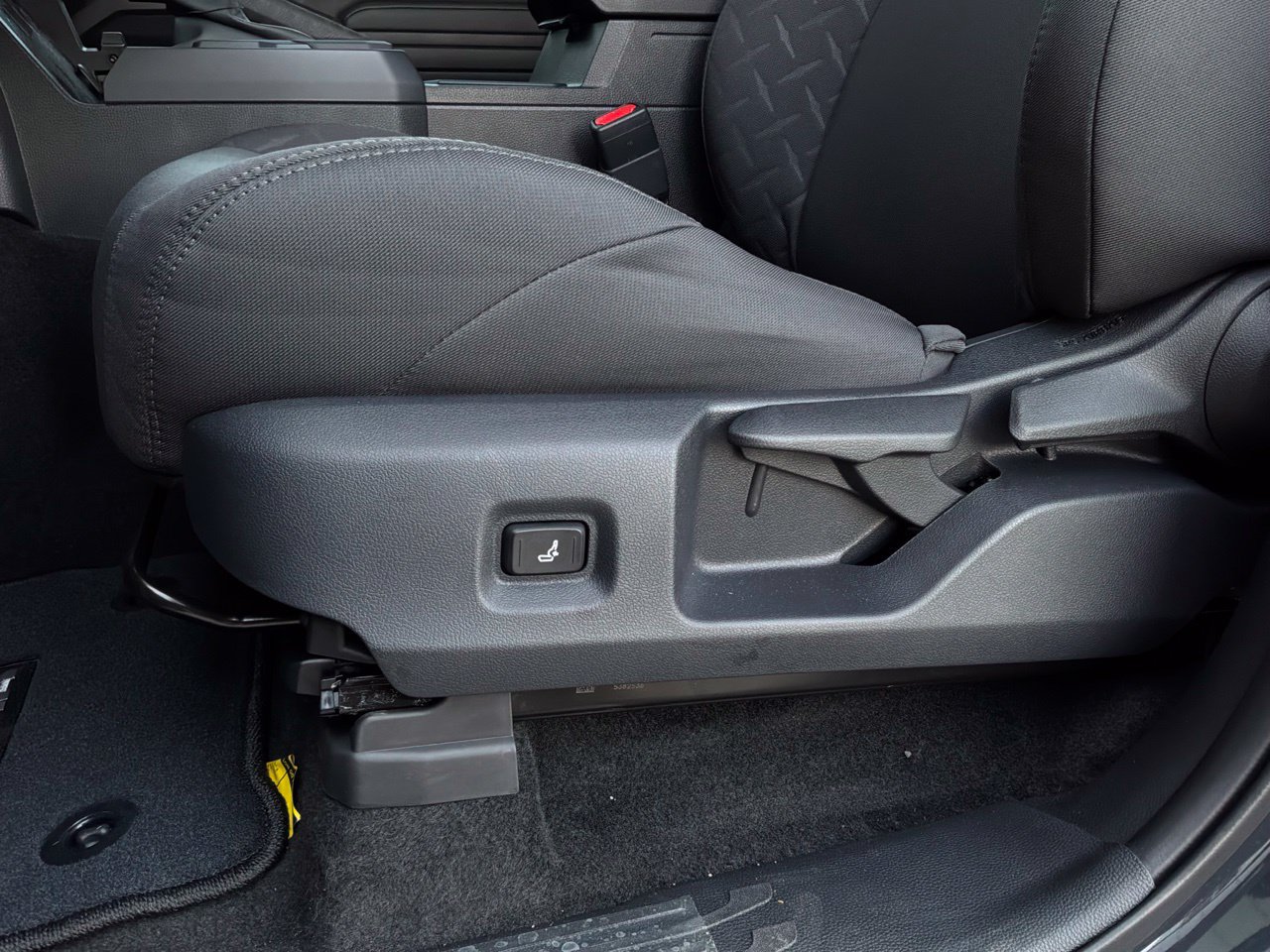 Used 2026 Toyota Tacoma SR w/ SR Upgrade Package RWD image 11