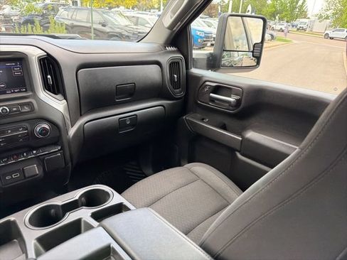 Used 2024 Chevrolet Silverado 2500 Custom w/ Custom Convenience Package AWD/4WD image 24
