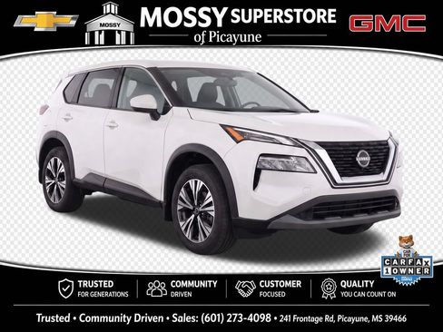 Used 2023 Nissan Rogue SV FWD image 2