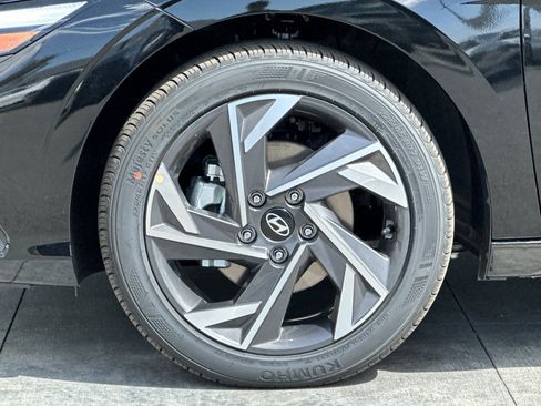 New 2025 Hyundai Elantra Sport image 31