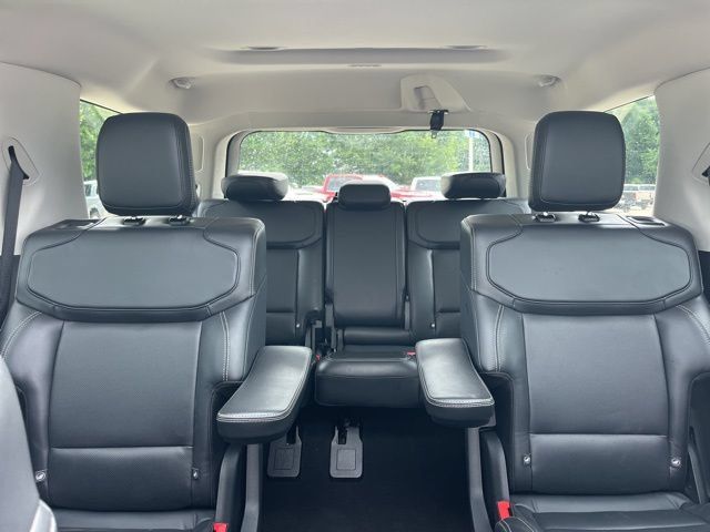 Used 2025 Ford Expedition Platinum AWD/4WD image 37