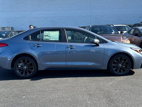 New 2026 Toyota Corolla SE image 9