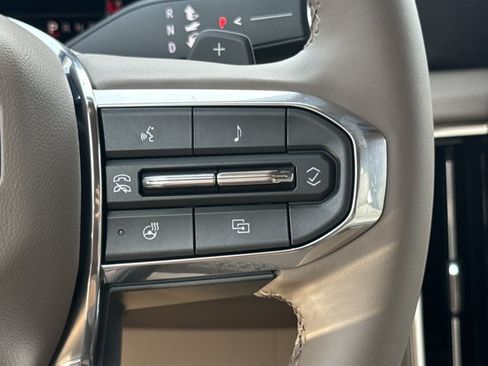 New 2026 GMC Yukon XL Denali w/ Sun & Power Step Package AWD/4WD image 23