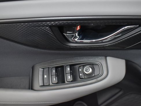 Used 2025 Subaru Outback Premium w/ Popular Package #1A image 14