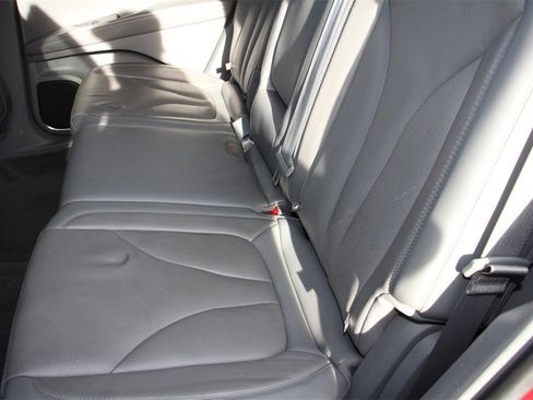 Used 2020 Lincoln Nautilus Reserve w/ Equipment Group 201A image 16