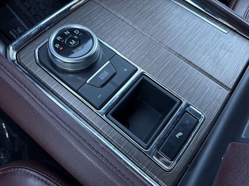 Used 2023 Ford Expedition Limited RWD image 24