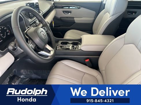 New 2025 Honda Pilot Touring image 9