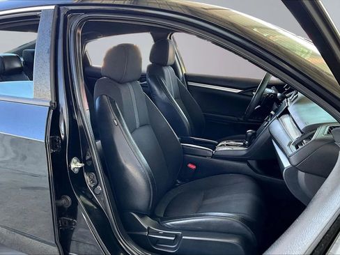Used 2020 Honda Civic Sport image 25