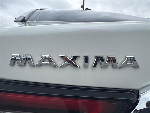 Used 2019 Nissan Maxima Platinum w/ Reserve Package FWD image 12