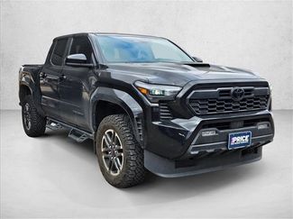 Used 2024 Toyota Tacoma TRD Sport video 3