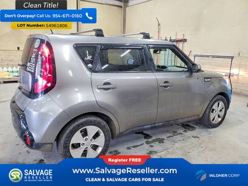 Used 2016 Kia Soul + FWD image 4