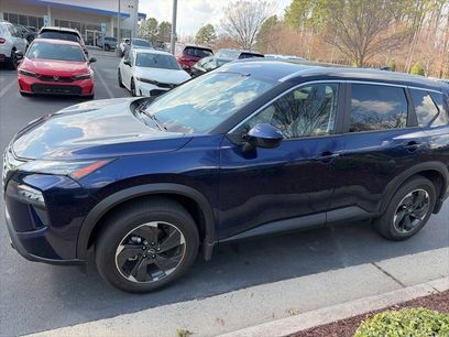 Used 2025 Nissan Rogue SV w/ SV Premium Package