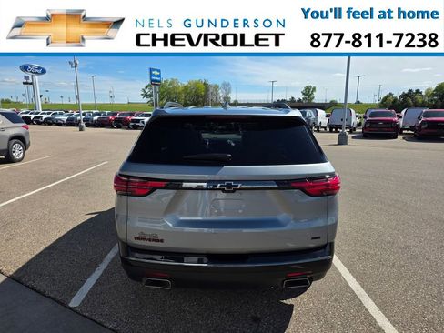 Used 2023 Chevrolet Traverse Premier w/ Redline Edition AWD/4WD image 6