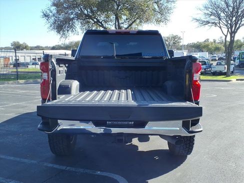 Used 2025 Chevrolet Silverado 2500 LT w/ Safety Package image 12