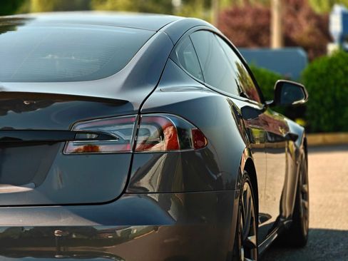 Used 2021 Tesla Model S Plaid AWD/4WD image 20