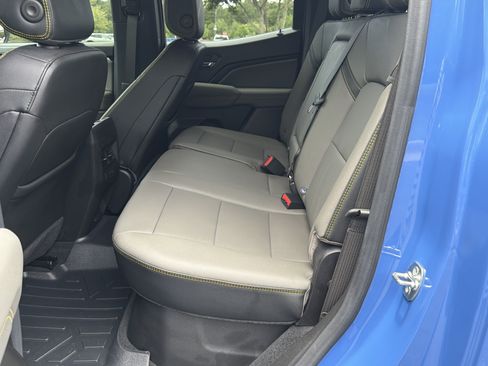 Used 2025 Chevrolet Colorado ZR2 w/ Technology Package AWD/4WD image 20