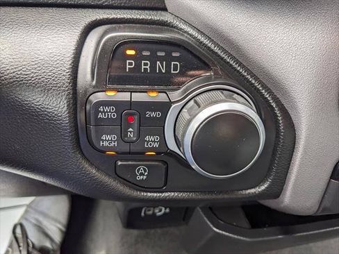 Used 2023 RAM 1500 Big Horn AWD/4WD image 18