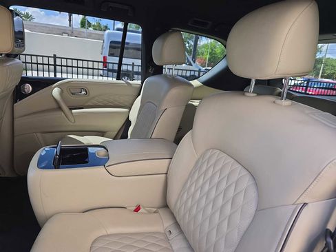 Certified 2024 INFINITI QX80 Sensory w/ All-Season Package AWD/4WD image 13