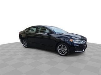 Used 2020 Ford Fusion SEL video 2