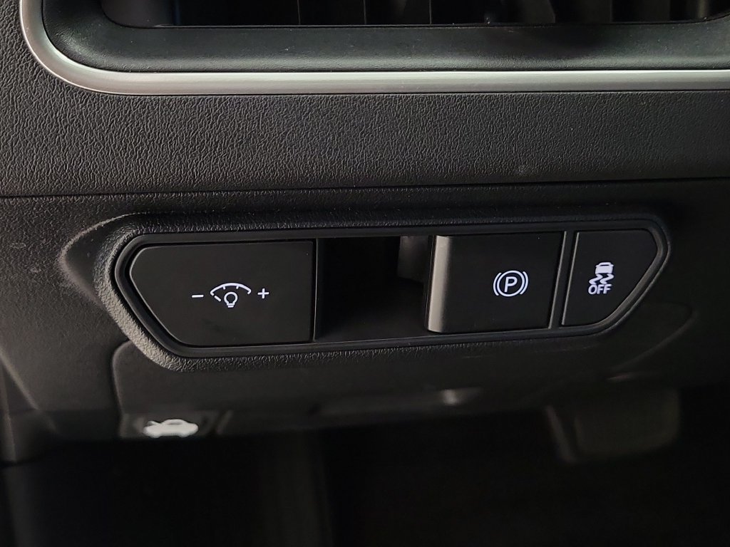 Used 2025 Kia K4 FWD image 9
