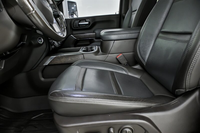 Used 2020 GMC Sierra 2500 Denali w/ Denali Ultimate Package AWD/4WD image 22