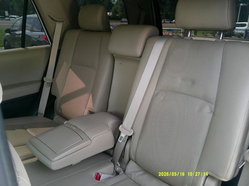 Used 2021 Toyota 4Runner Limited AWD/4WD image 13