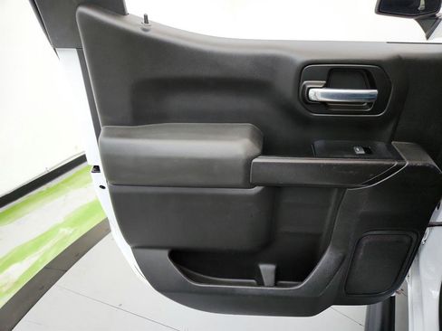 Used 2020 Chevrolet Silverado 1500 Custom Trail Boss w/ Custom Convenience Package AWD/4WD image 20