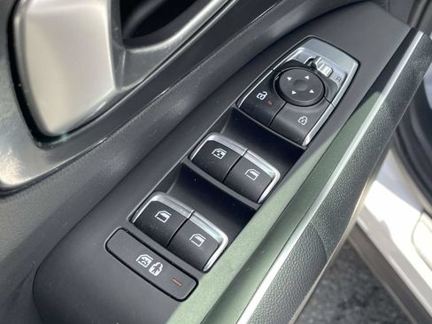 Used 2025 Kia Sorento EX w/ Panoramic Sunroof Package FWD image 25