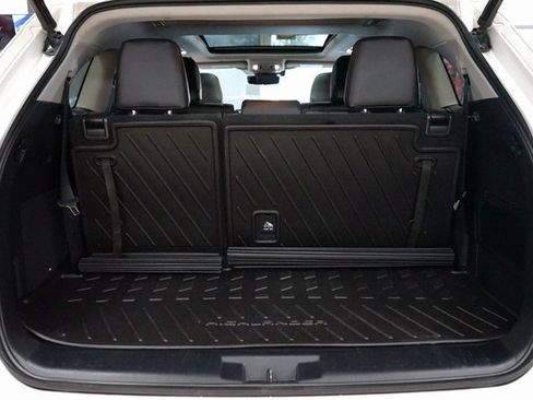 Used 2021 Toyota Highlander Platinum image 55